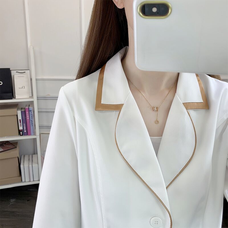 Medical Lab Coats - ชุดเครื่องแบบความงามสั้นสีขาวชุดเดรสสปาสีชมพูเสื้อสีขาวขนาดใหญ่พิเศษสีดำเสื้อผ้าเสริมสวยในร้านเสริมสวยเสื้อโค้ทแลปโลโก้ช่างเสริมสวย